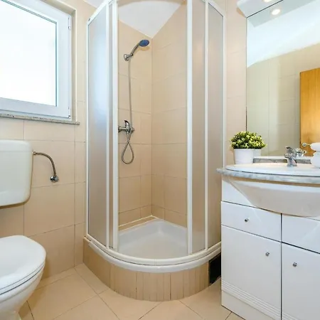 Apartment Arausa With Pool X Vodice
